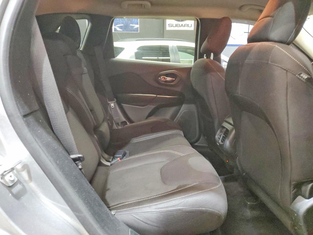 2017 JEEP CHEROKEE LATITUDE photo 10
