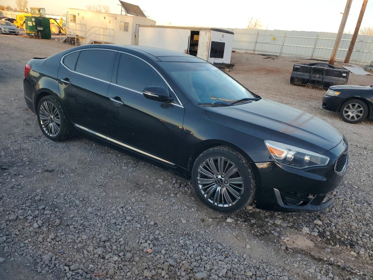 2014 KIA CADENZA PREMIUM photo 4