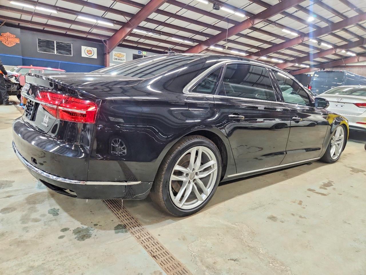 2015 AUDI A8 L QUATTRO photo 3