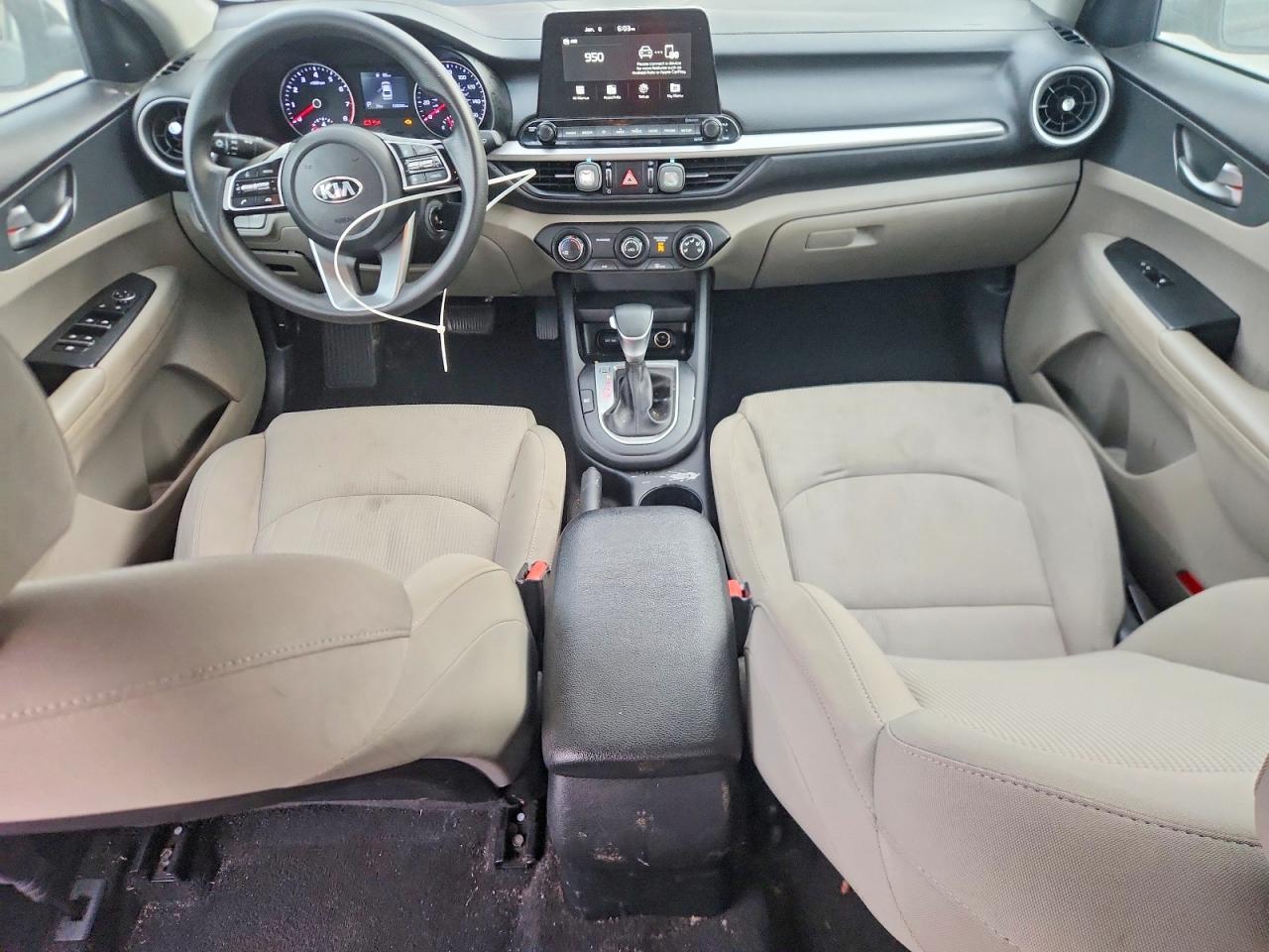 2021 KIA FORTE FE photo 8