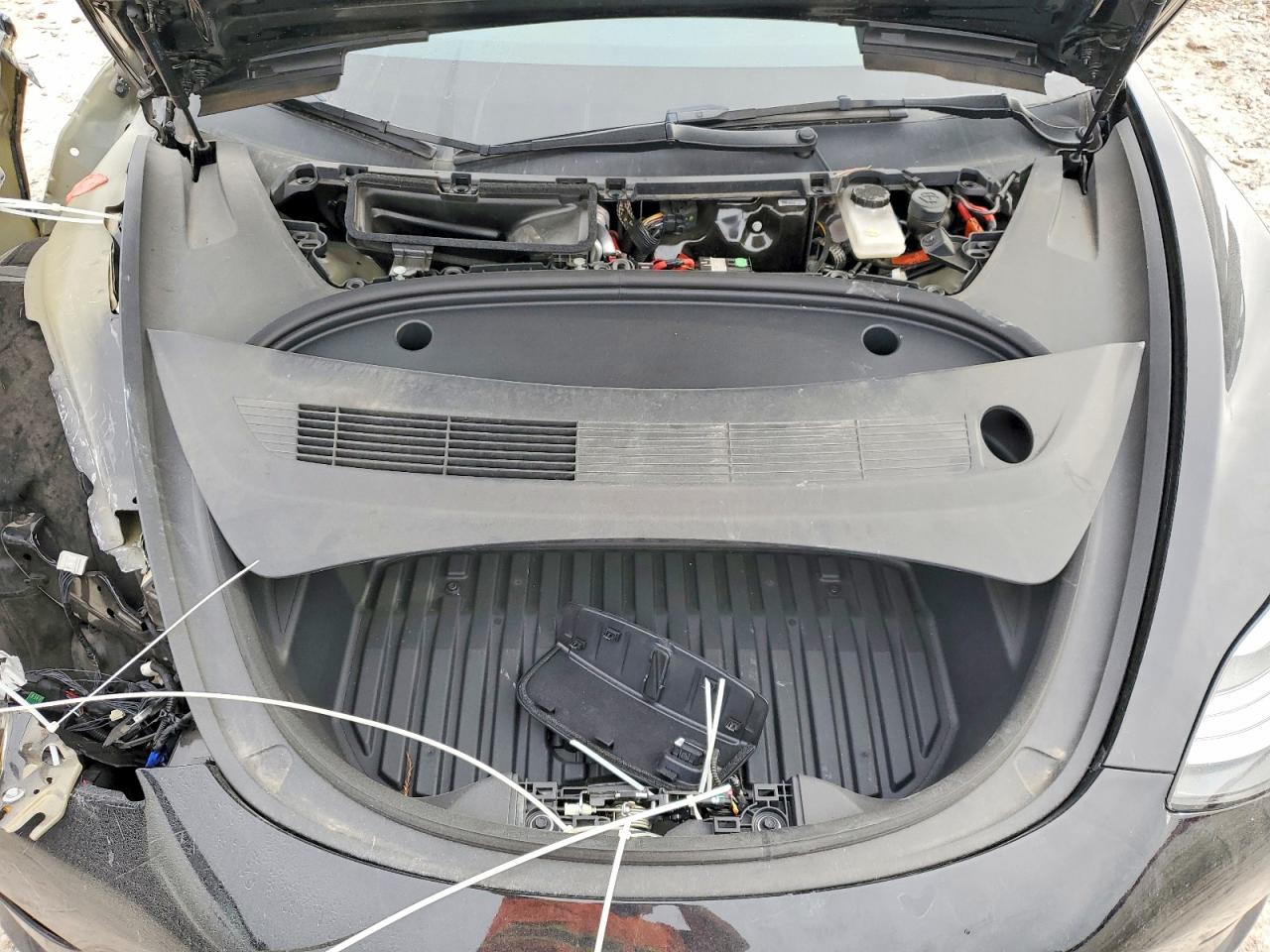2023 TESLA MODEL 3 photo 11