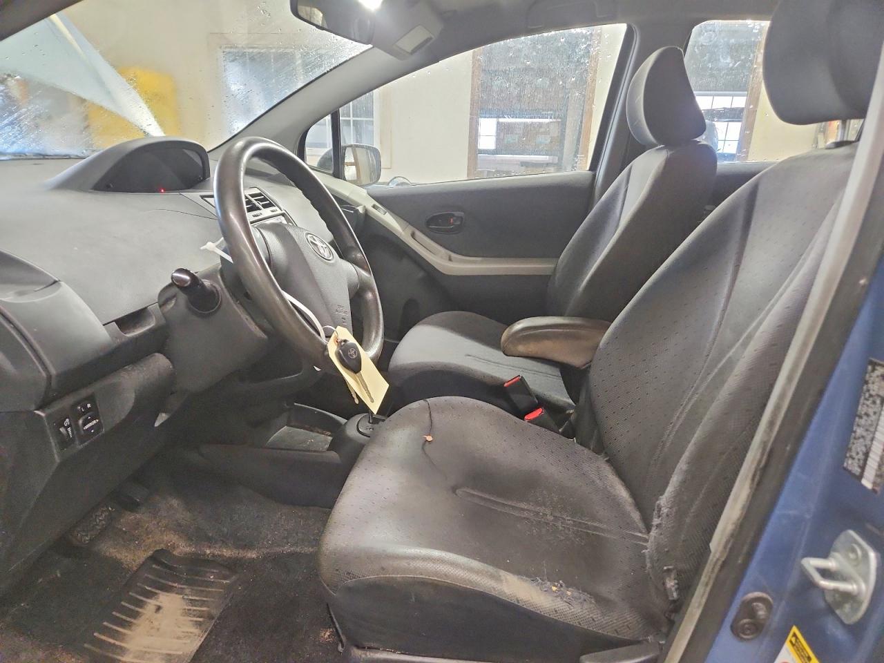 2009 TOYOTA YARIS photo 19
