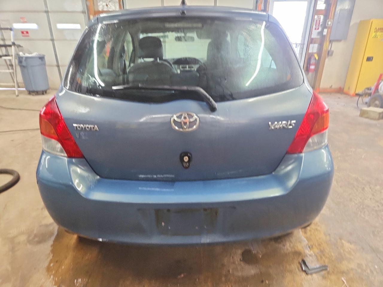 2009 TOYOTA YARIS photo 16