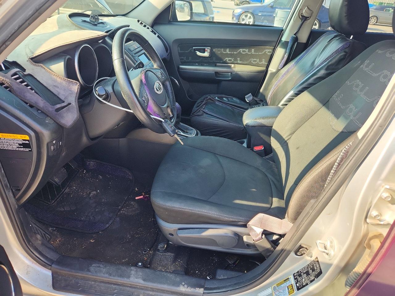 2012 KIA SOUL + photo 13