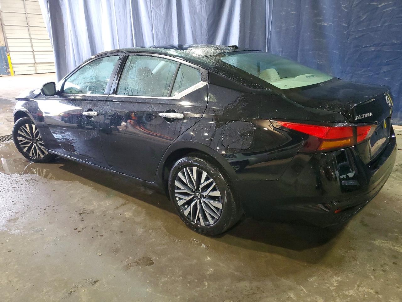 2025 NISSAN ALTIMA SV photo 2