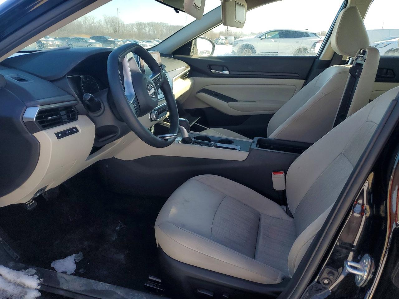 2025 NISSAN ALTIMA SV photo 7