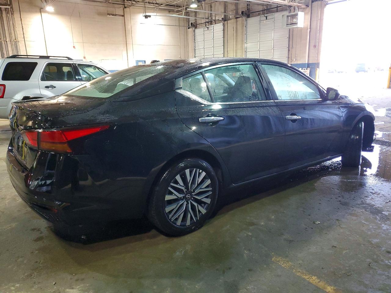 2025 NISSAN ALTIMA SV photo 3