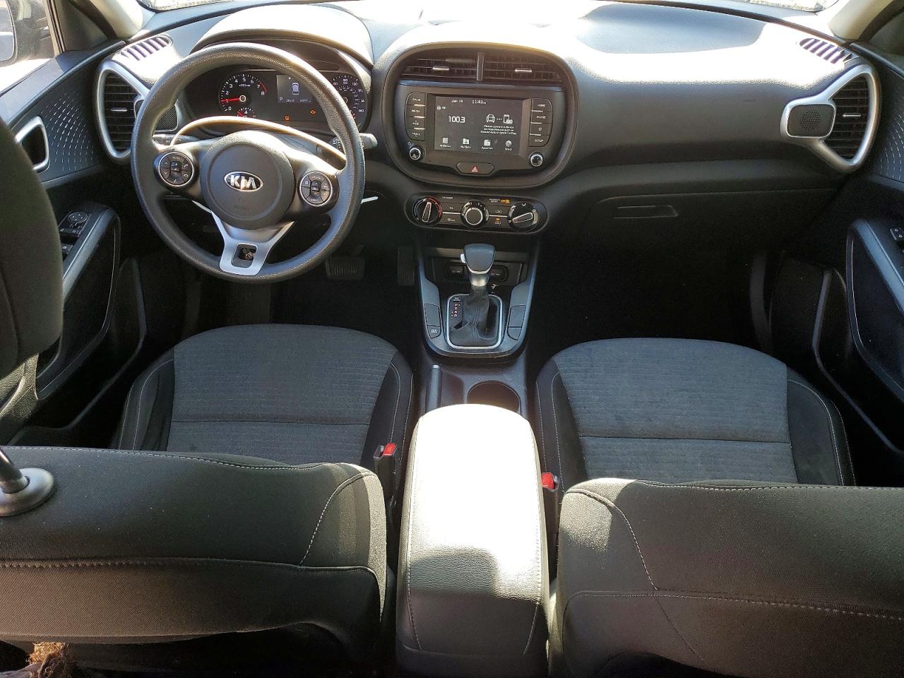 2020 KIA SOUL LX photo 8