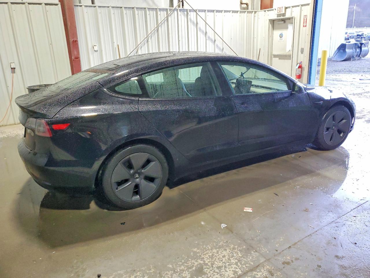 2022 TESLA MODEL 3 photo 3