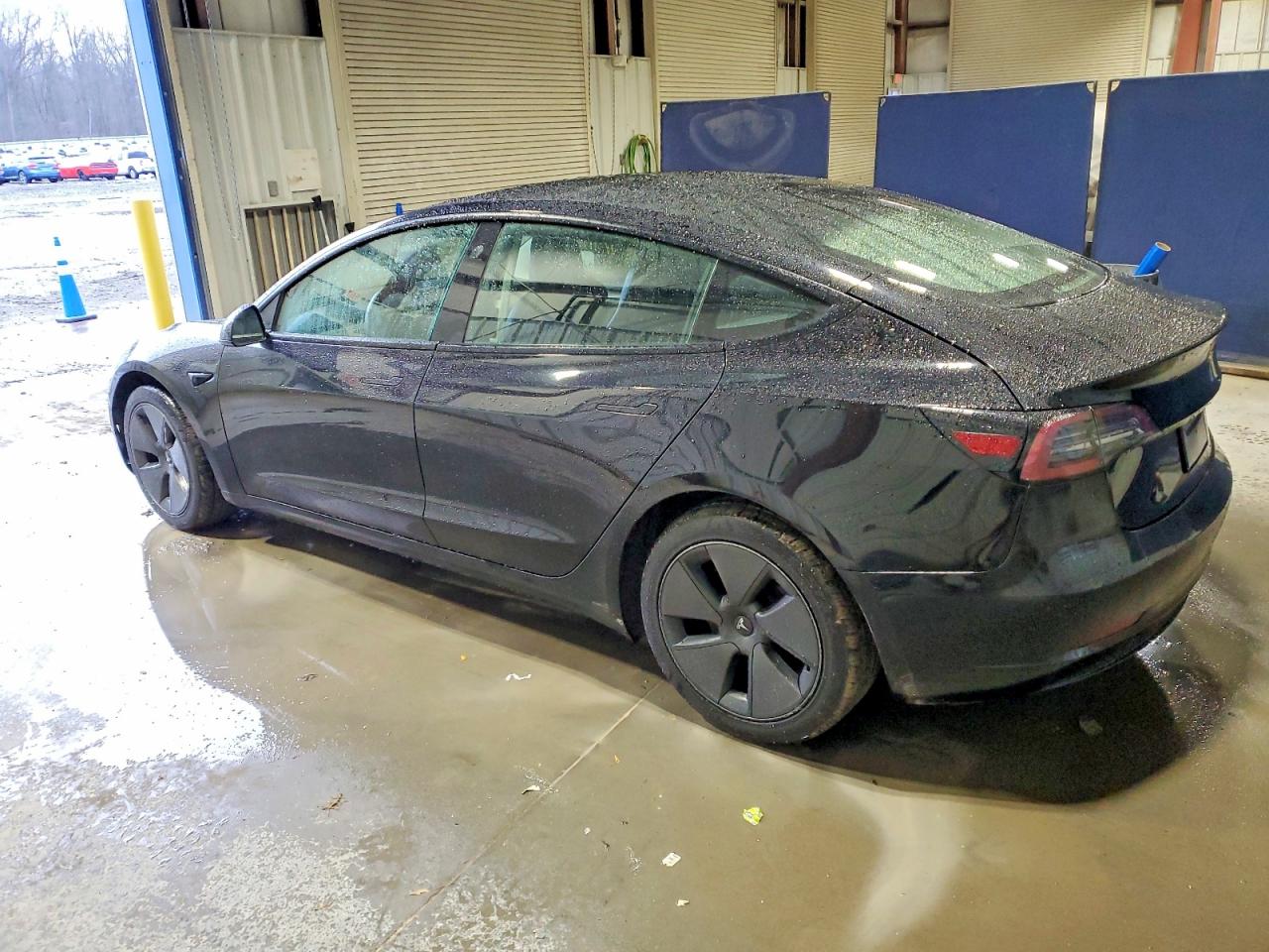 2022 TESLA MODEL 3 photo 2