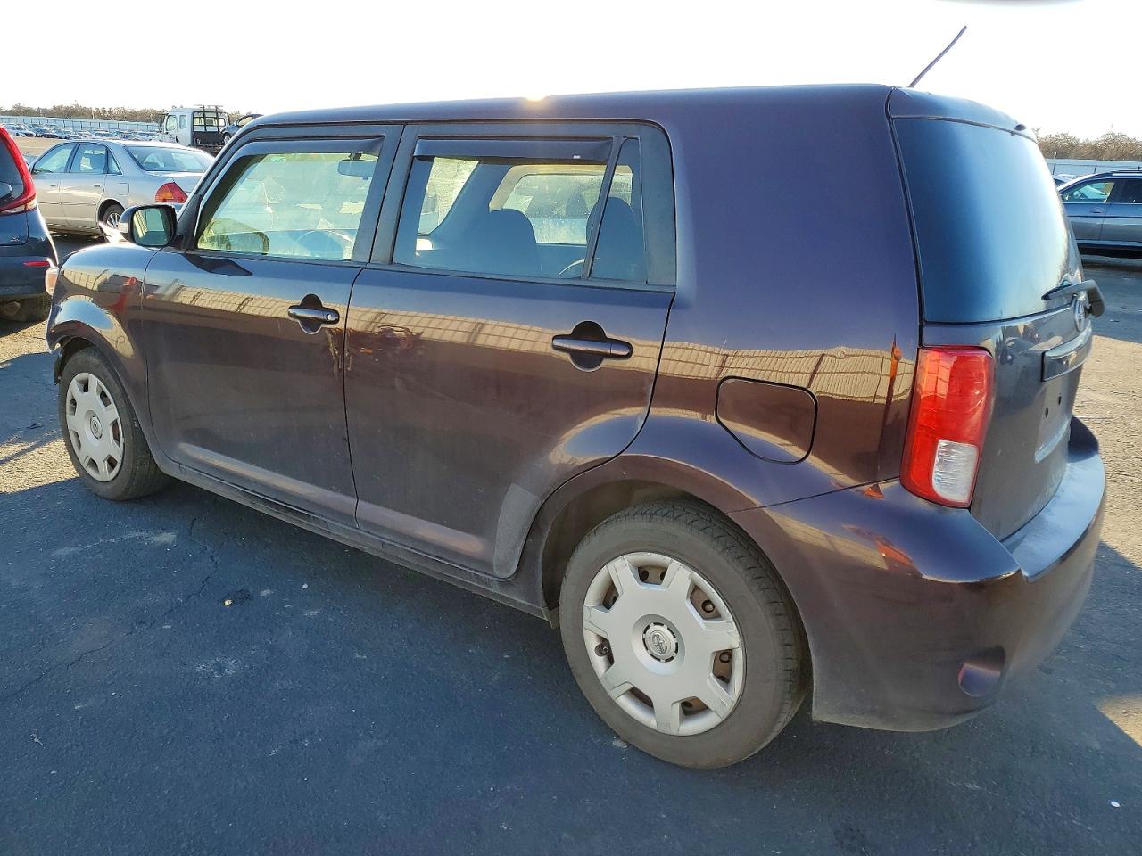 2011 TOYOTA SCION XB photo 2