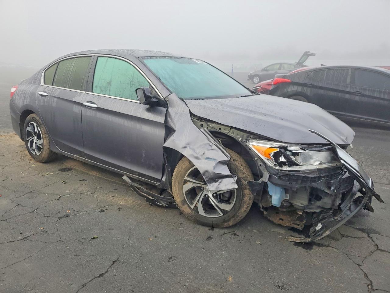 2017 HONDA ACCORD LX photo 4