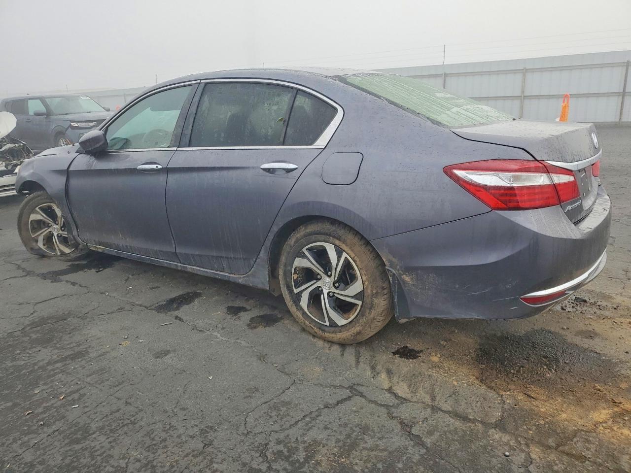 2017 HONDA ACCORD LX photo 2