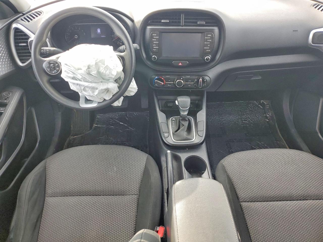 2020 KIA SOUL LX photo 8
