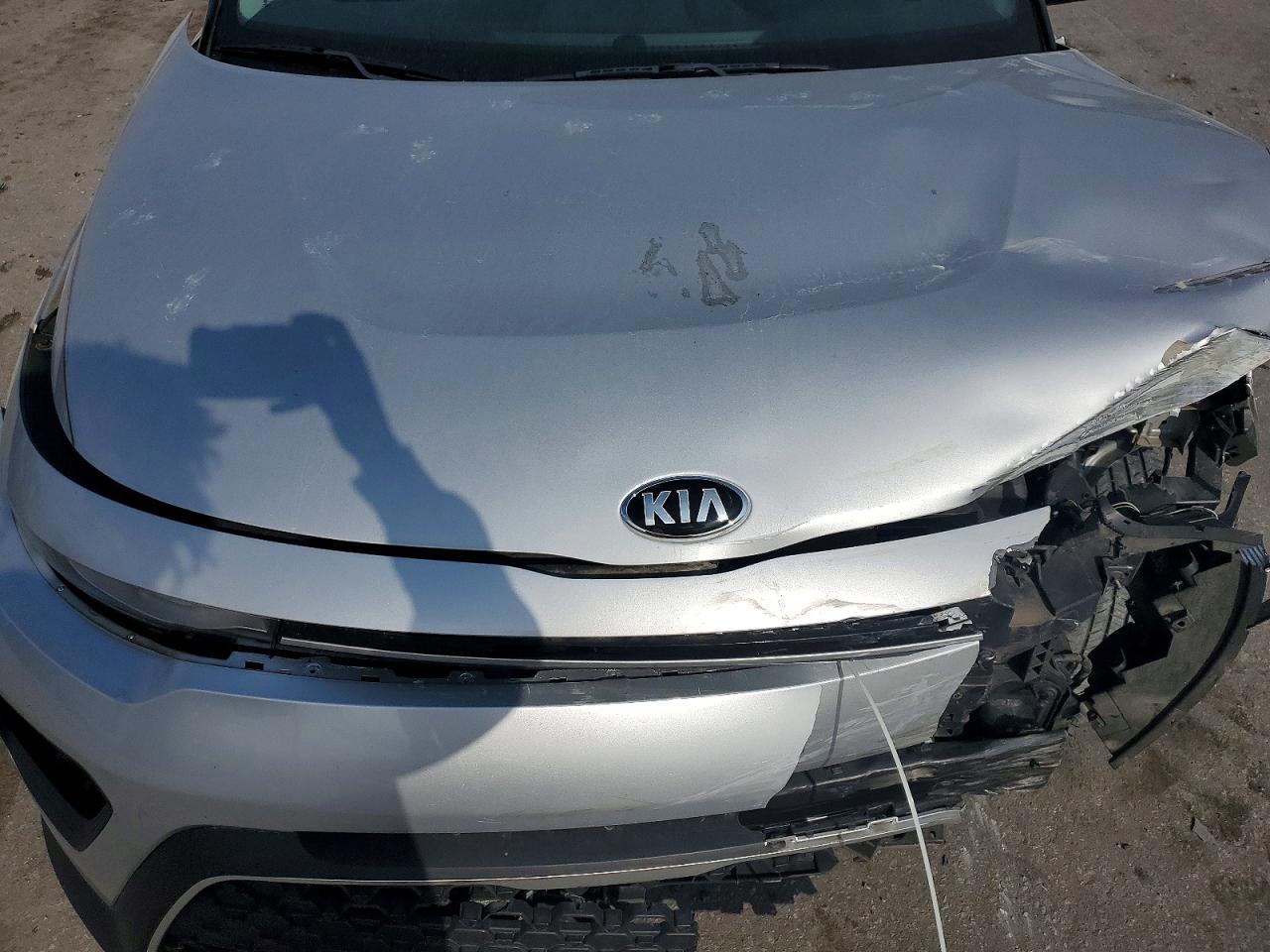 2020 KIA SOUL LX photo 11