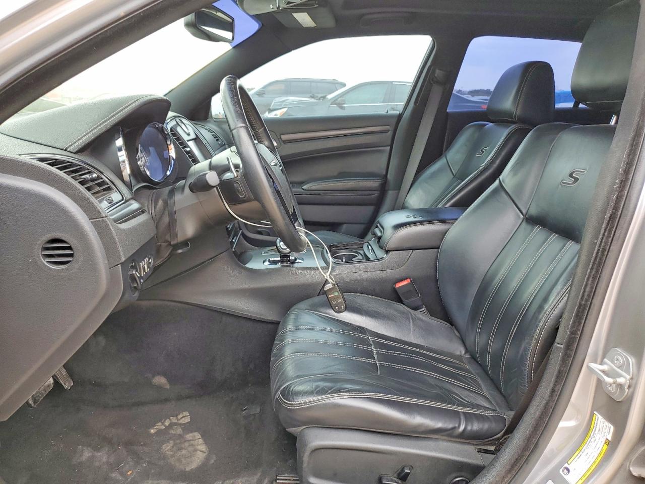 2014 CHRYSLER 300 S photo 7