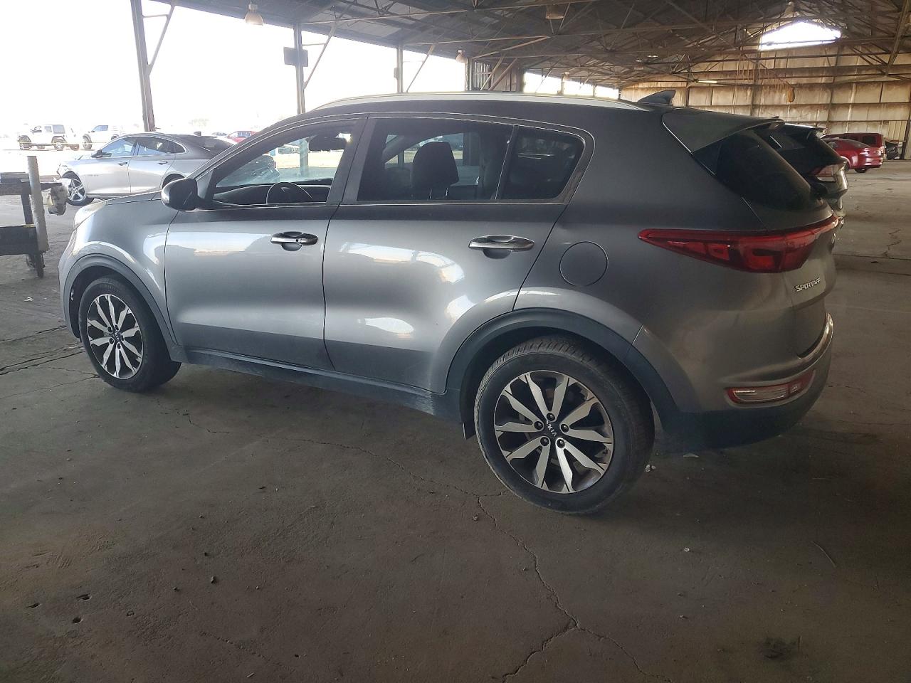 2017 KIA SPORTAGE EX photo 2