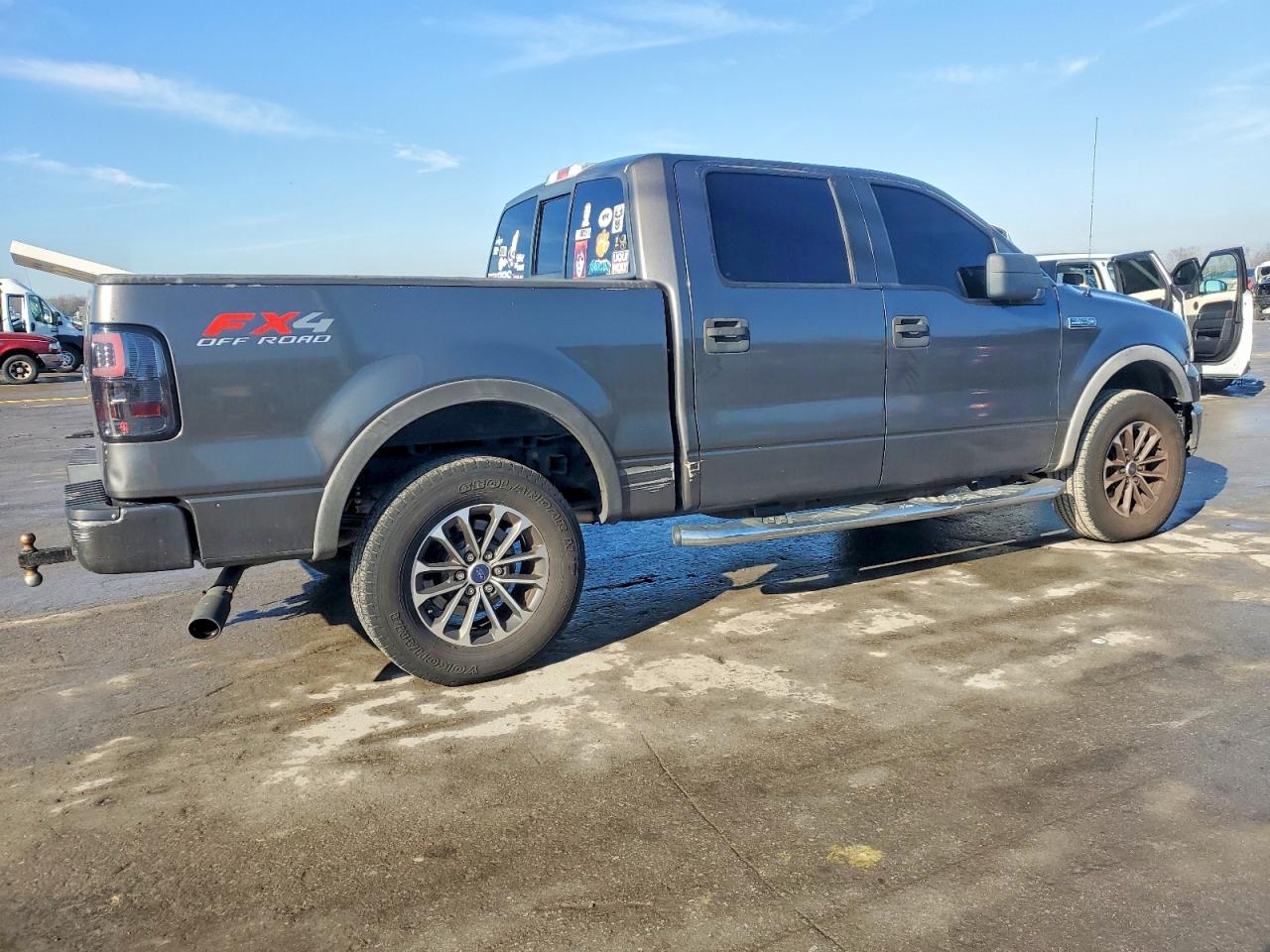 2005 FORD F150 SUPERCREW photo 3