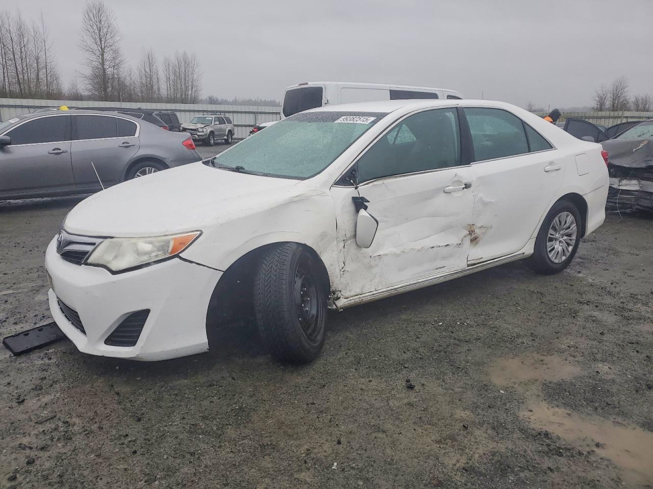 2014 TOYOTA CAMRY