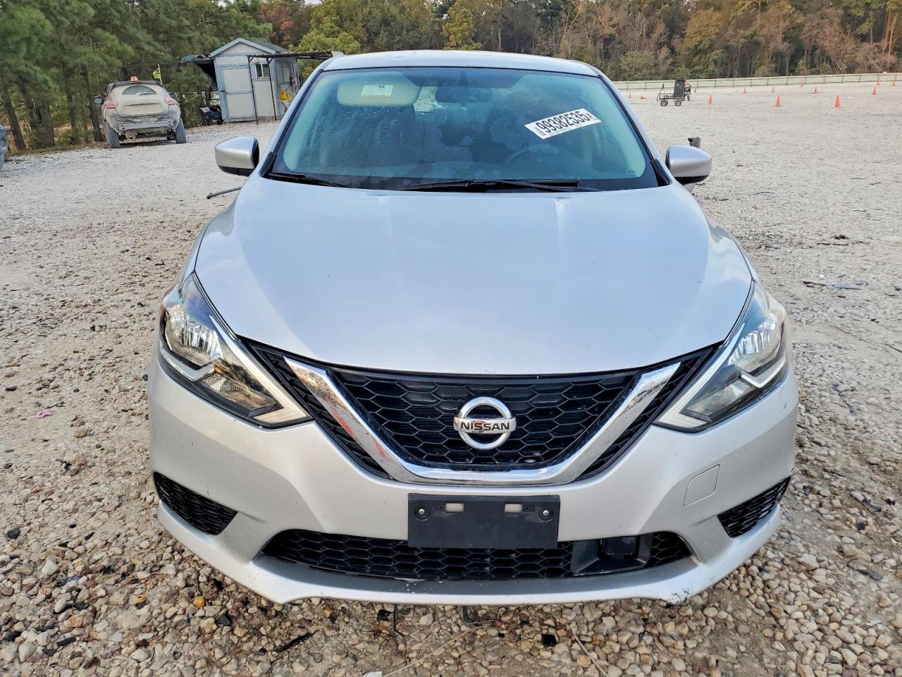 2019 NISSAN SENTRA S photo 5