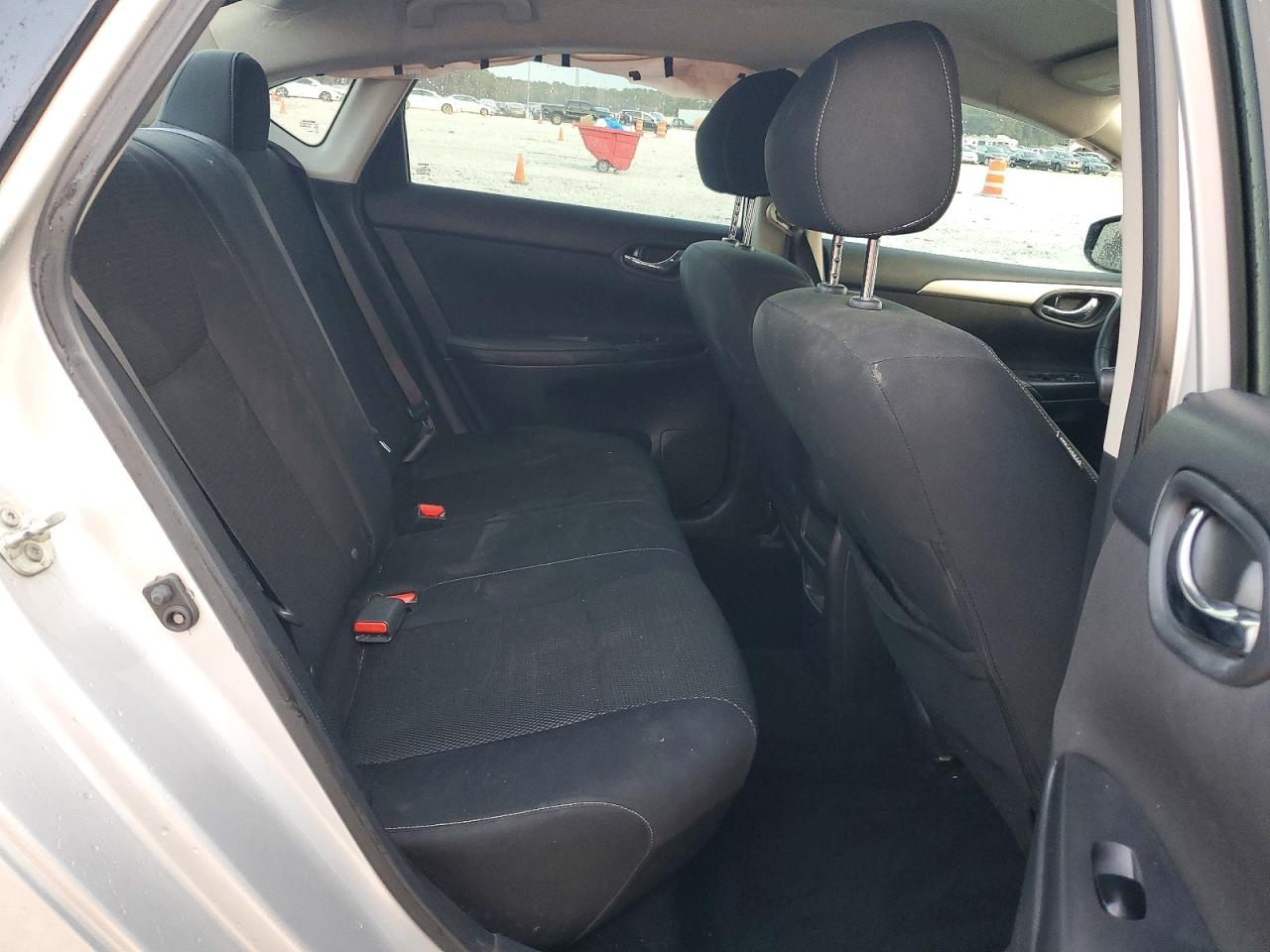 2019 NISSAN SENTRA S photo 10