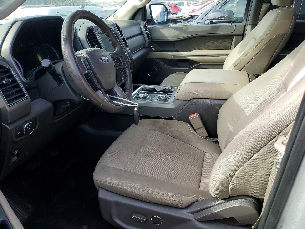 2019 FORD EXPEDITION MAX XLT photo 7