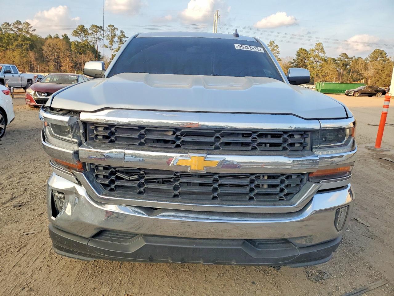 2017 CHEVROLET SILVERADO C1500 LT photo 5