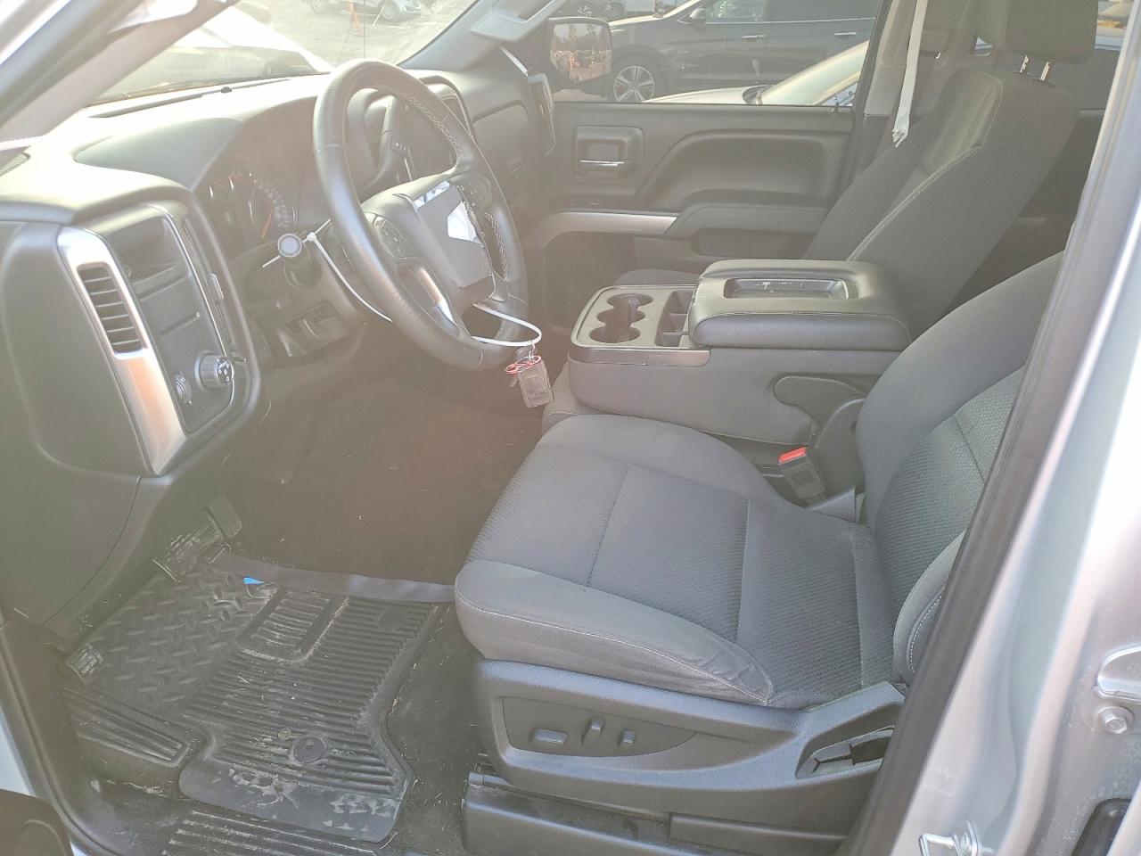 2017 CHEVROLET SILVERADO C1500 LT photo 7