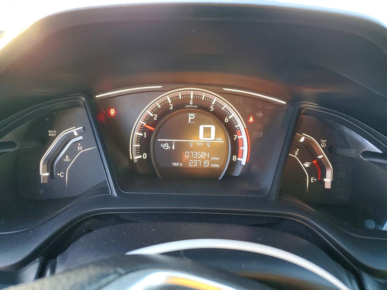 2017 HONDA CIVIC LX photo 9