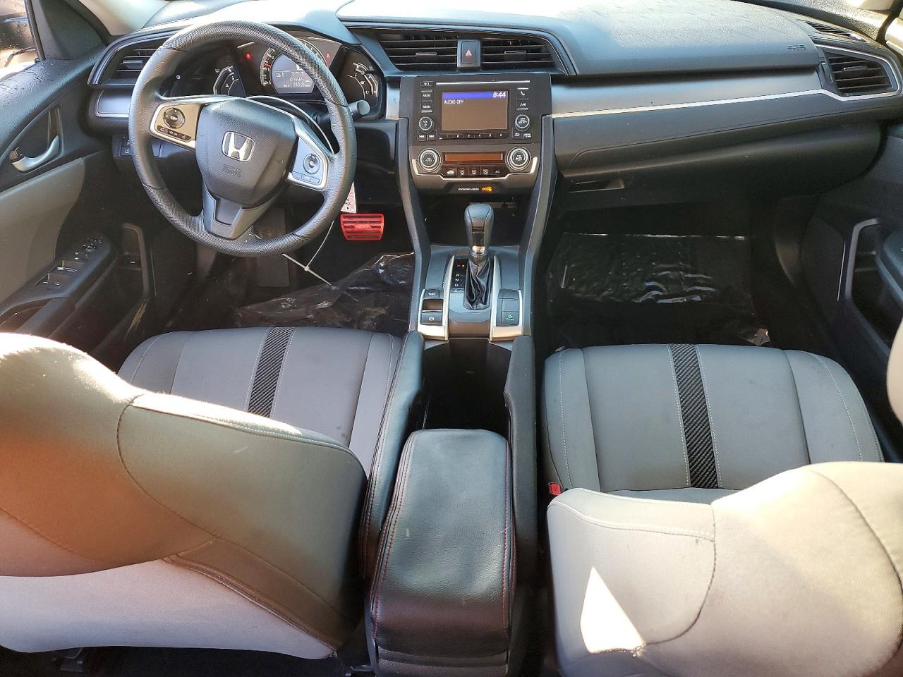 2017 HONDA CIVIC LX photo 8