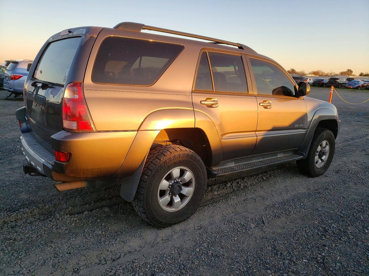 2003 TOYOTA 4RUNNER SR5 photo 3