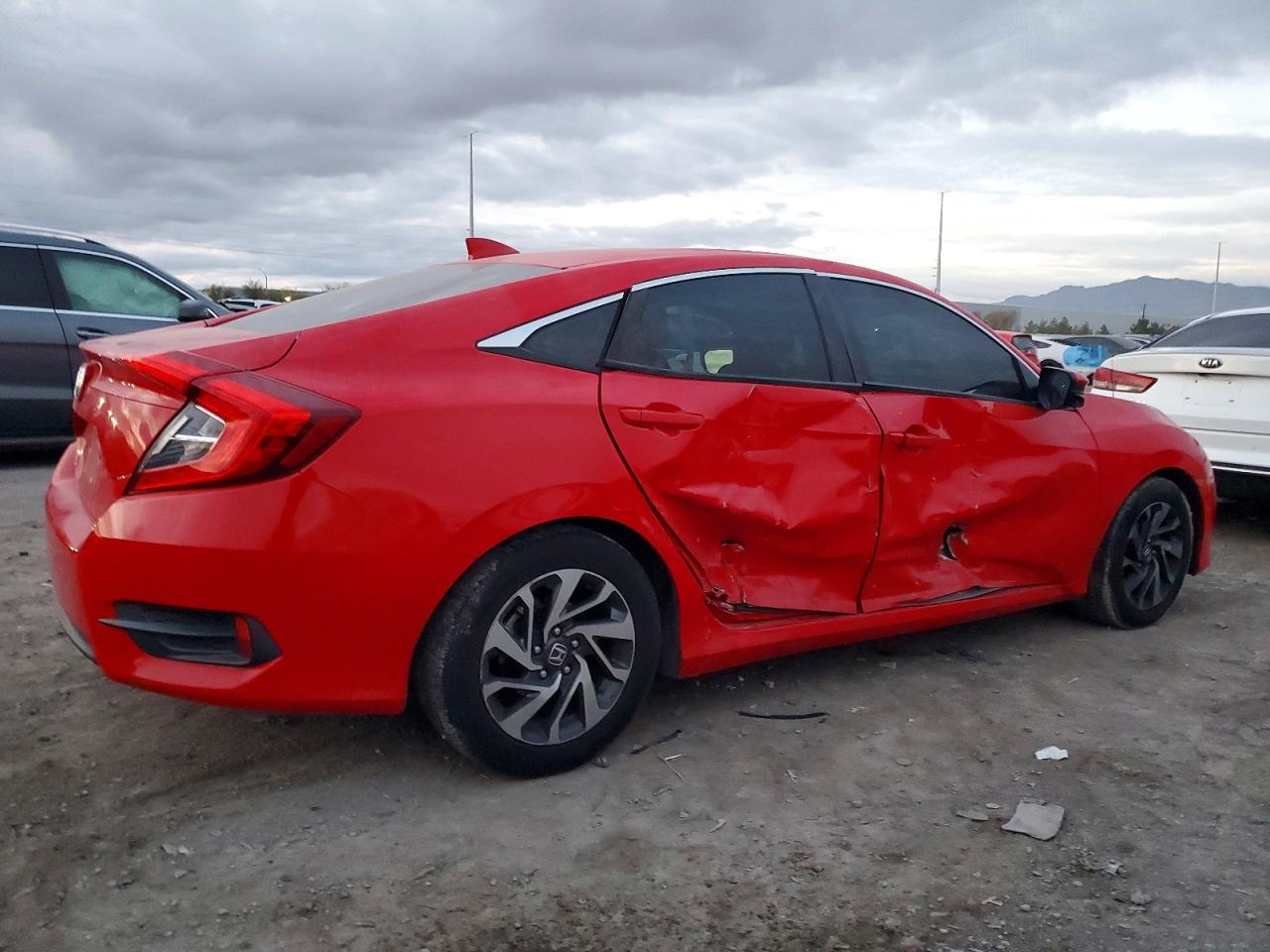 2017 HONDA CIVIC EX photo 3