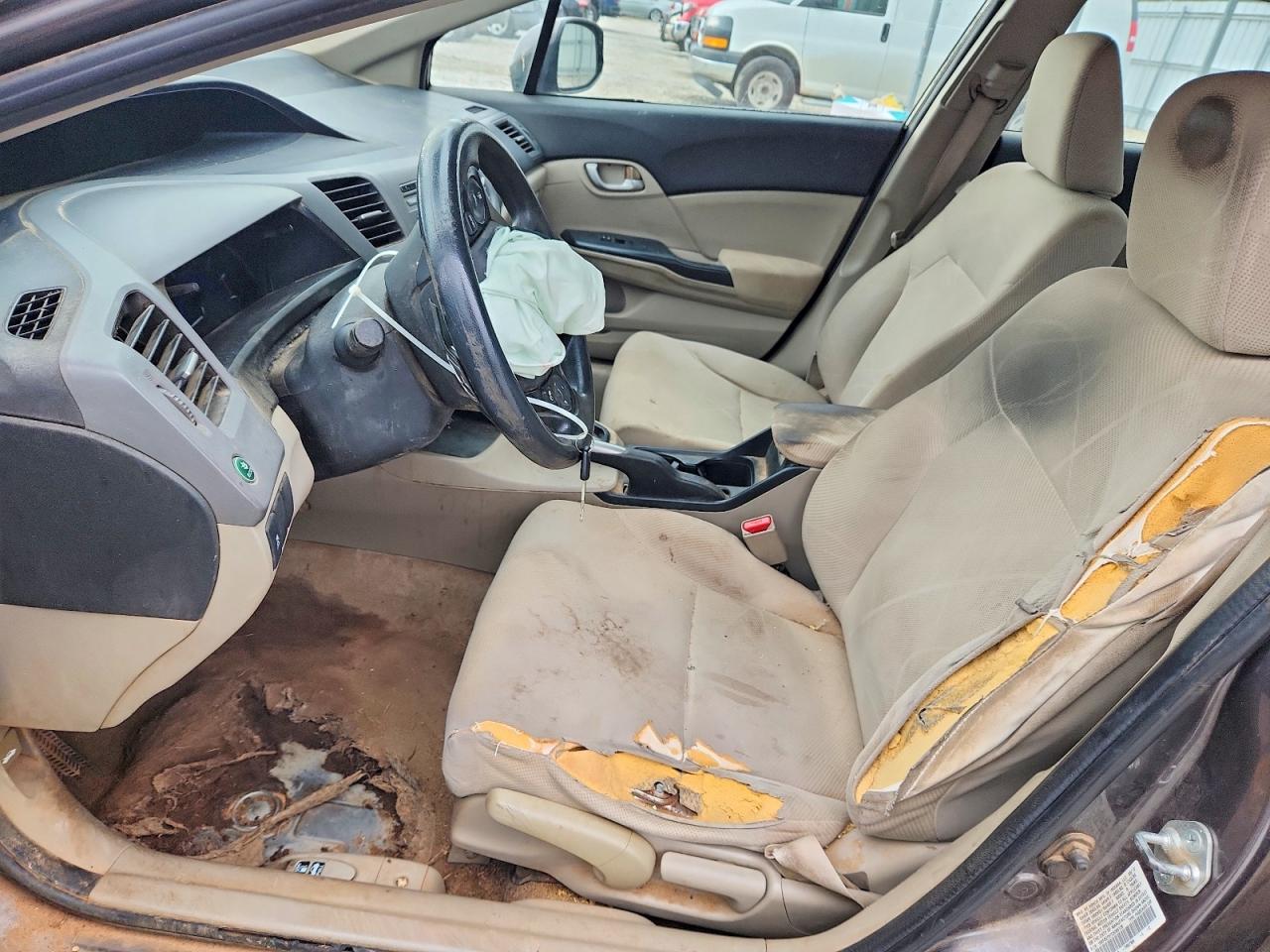 2012 HONDA CIVIC LX photo 7