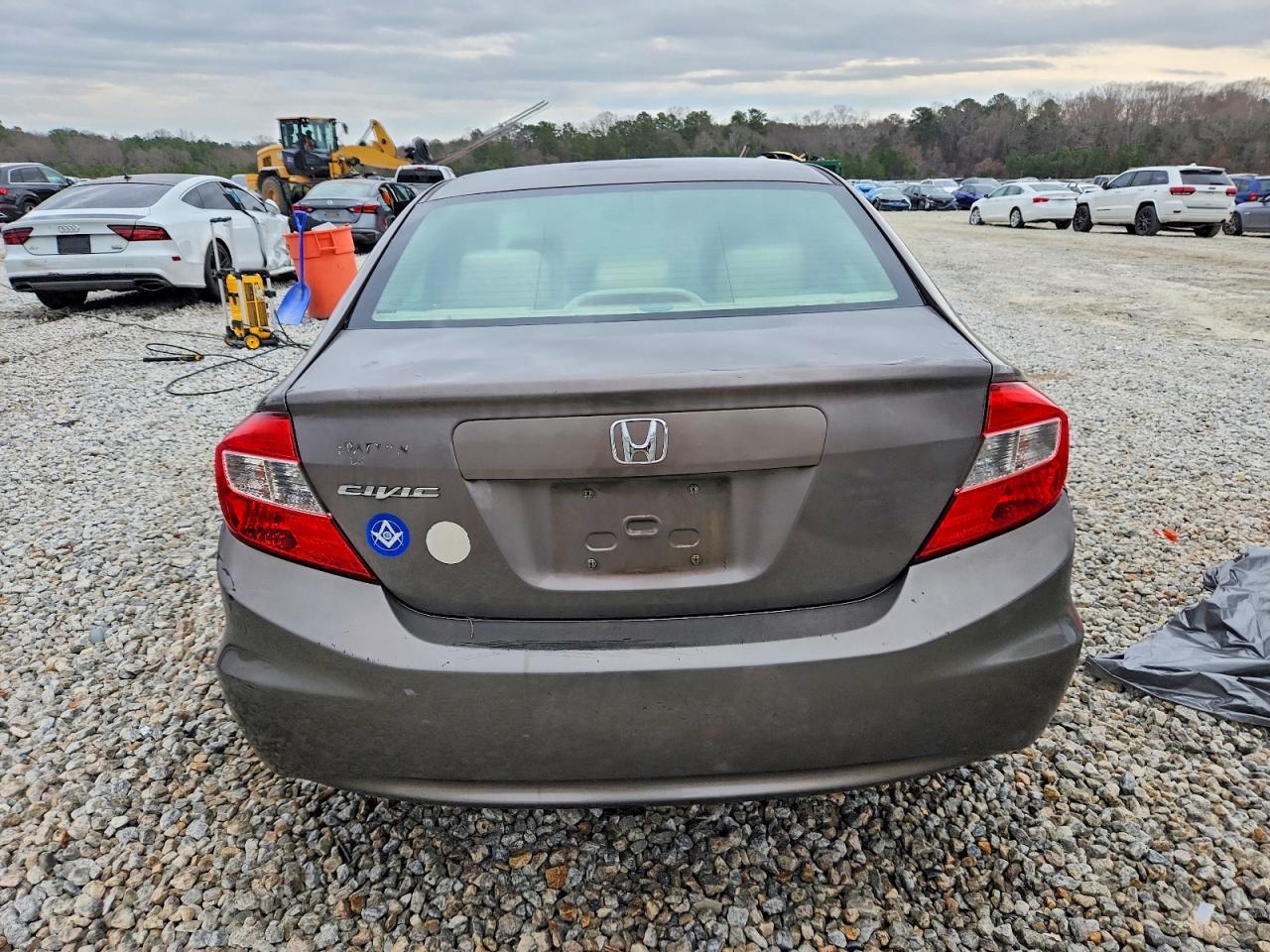 2012 HONDA CIVIC LX photo 6