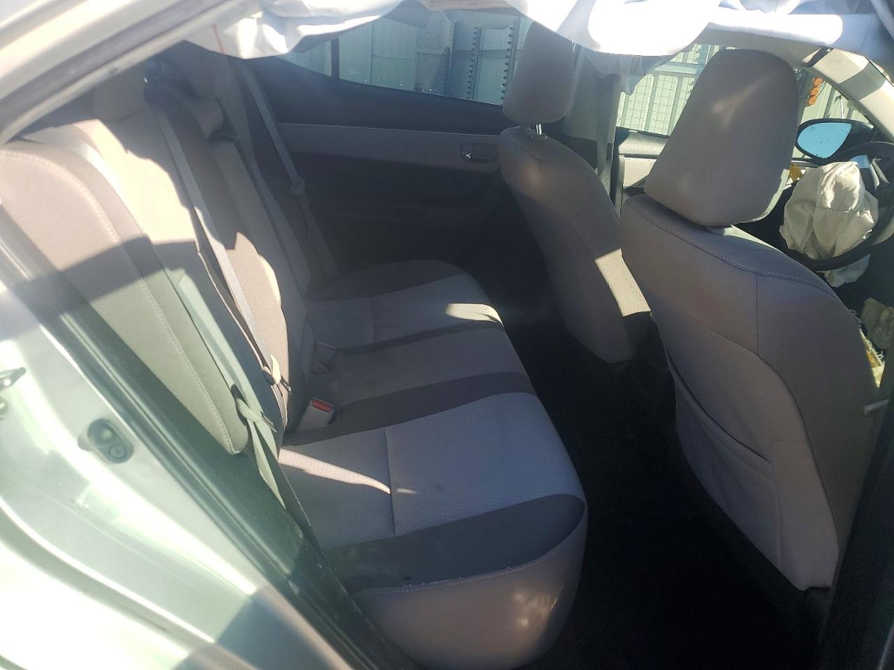 2019 TOYOTA COROLLA LE photo 28
