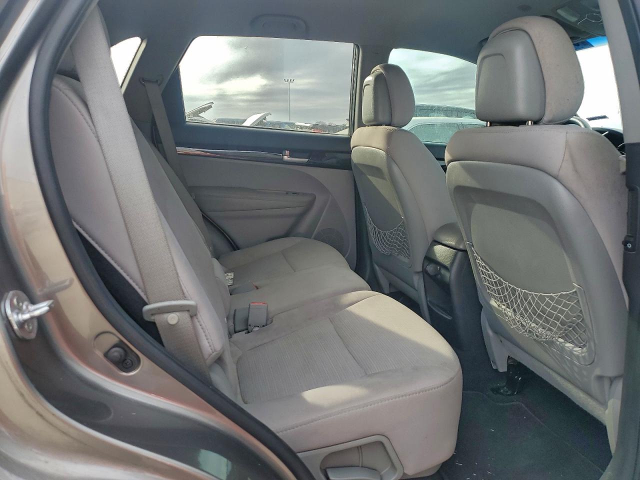 2014 KIA SORENTO LX photo 11