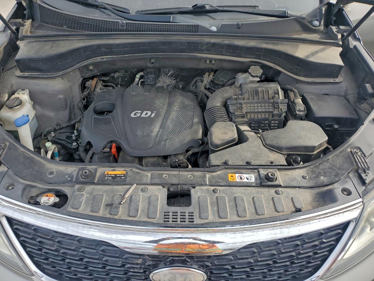 2014 KIA SORENTO LX photo 12