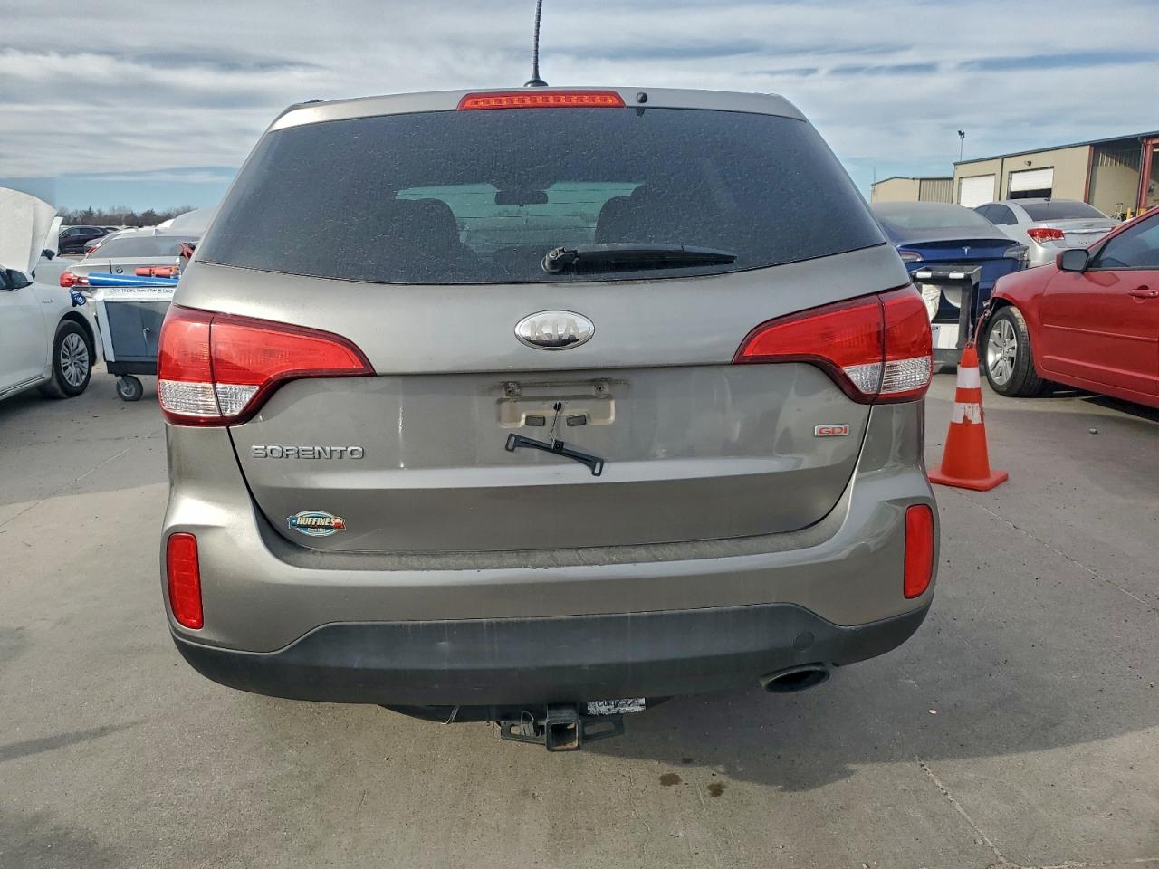 2014 KIA SORENTO LX photo 6