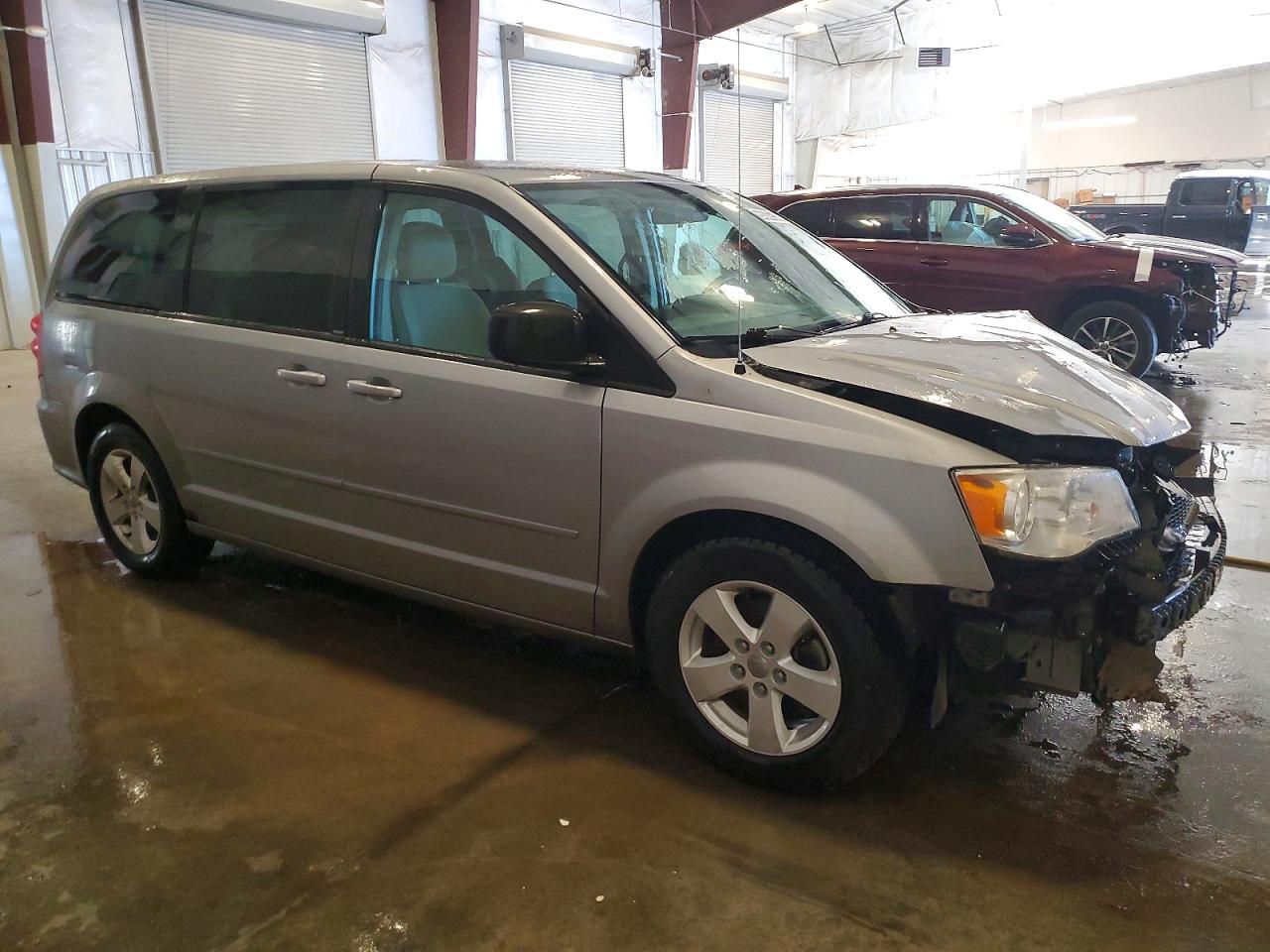 2013 DODGE GRAND CARAVAN SE photo 4