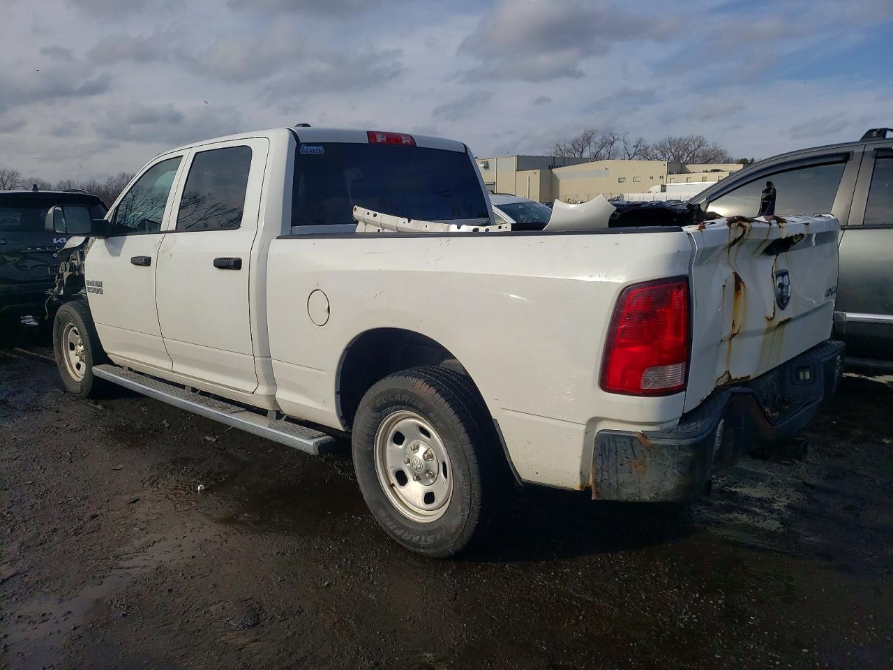 2015 RAM 1500 ST photo 2