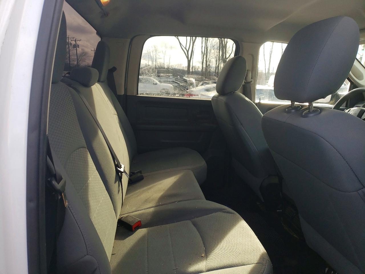 2015 RAM 1500 ST photo 10