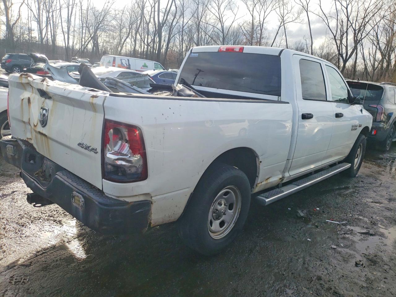 2015 RAM 1500 ST photo 3