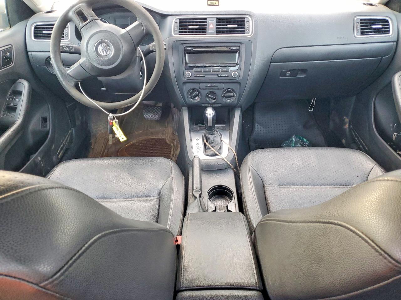 2014 VOLKSWAGEN JETTA SE photo 8