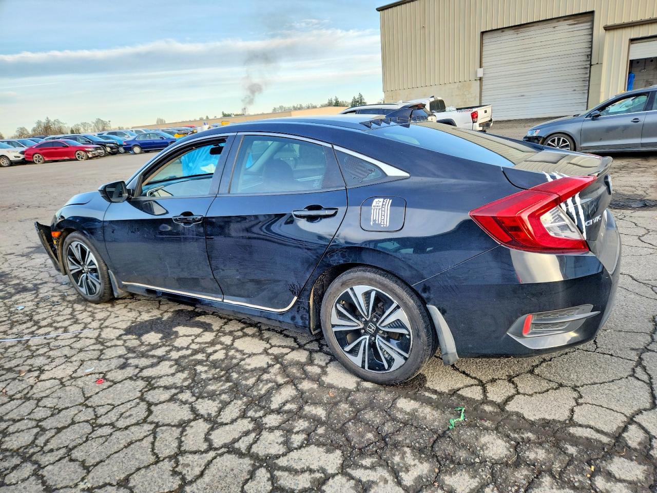 2017 HONDA CIVIC EX photo 2