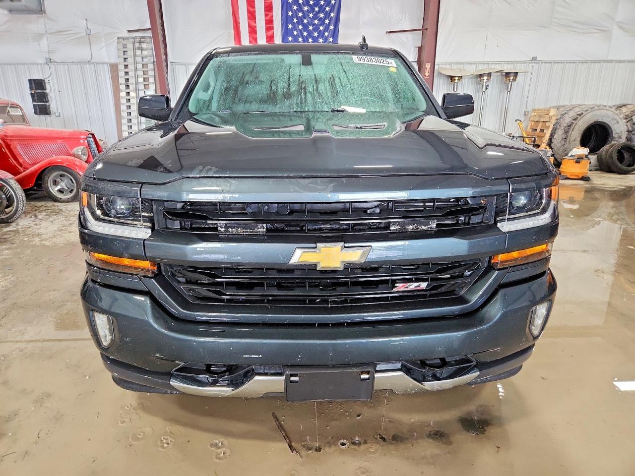 2017 CHEVROLET SILVERADO K1500 LT photo 5