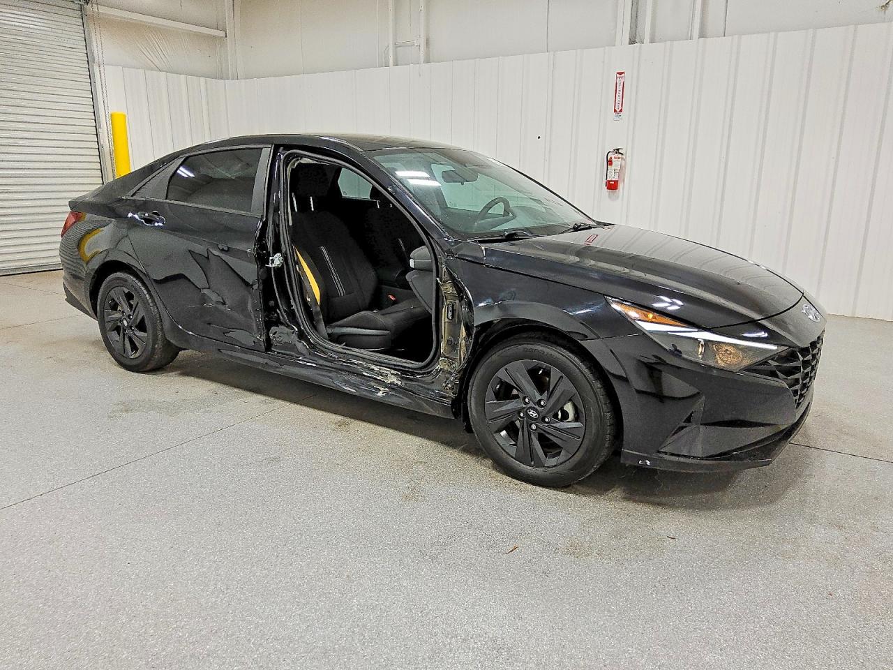 2021 HYUNDAI ELANTRA SEL photo 4