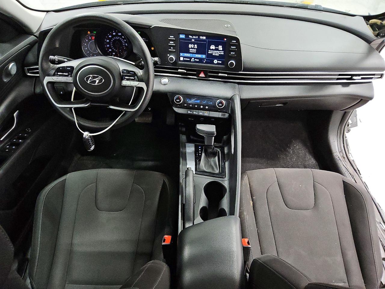 2021 HYUNDAI ELANTRA SEL photo 8