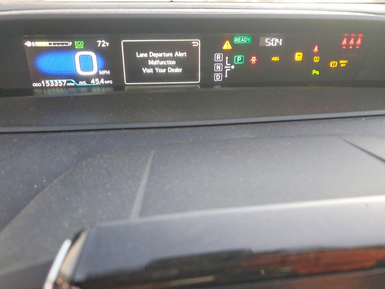 2018 TOYOTA PRIUS photo 9