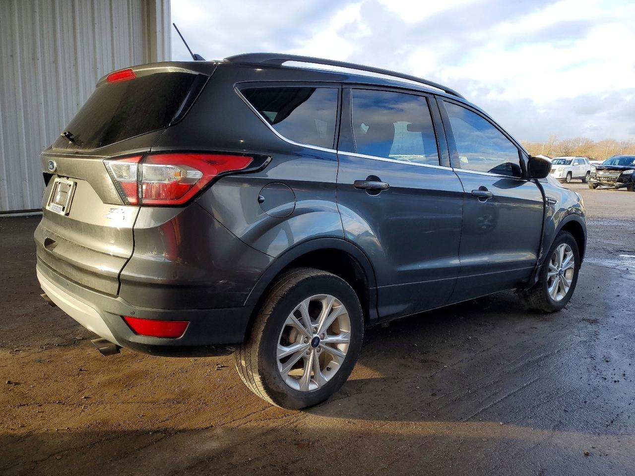 2018 FORD ESCAPE SEL photo 5