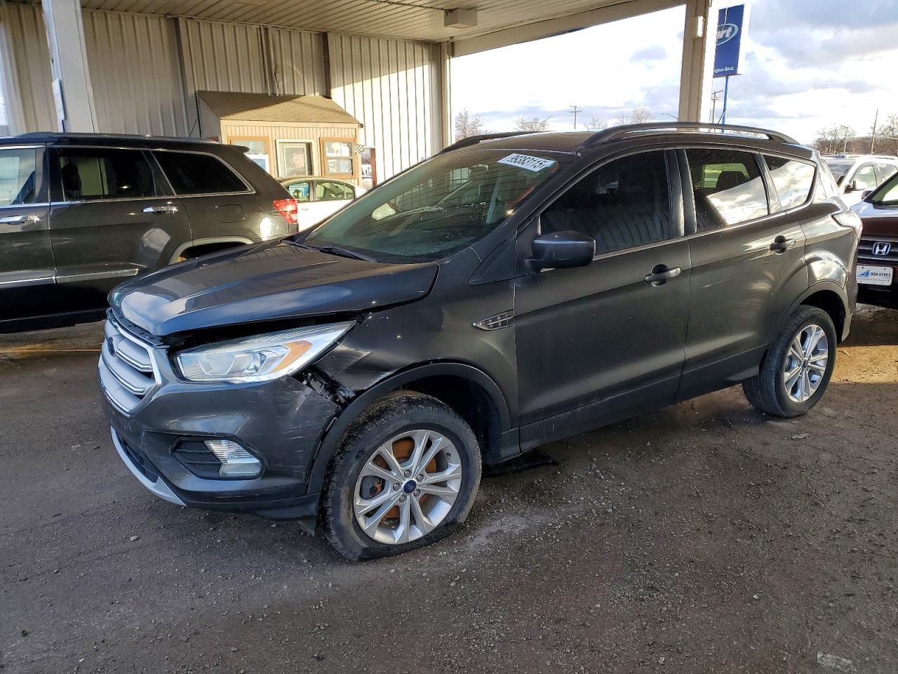2018 FORD ESCAPE SEL photo 2